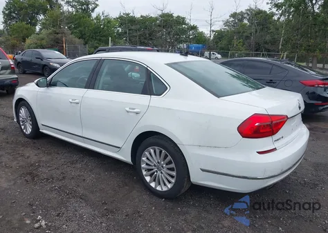 2016 Volkswagen Passat 1.8T Se из США, поврежденный, VIN 1VWBT7A34GC048527